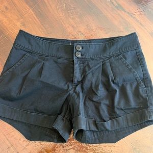 Black Jamie short Delia’s